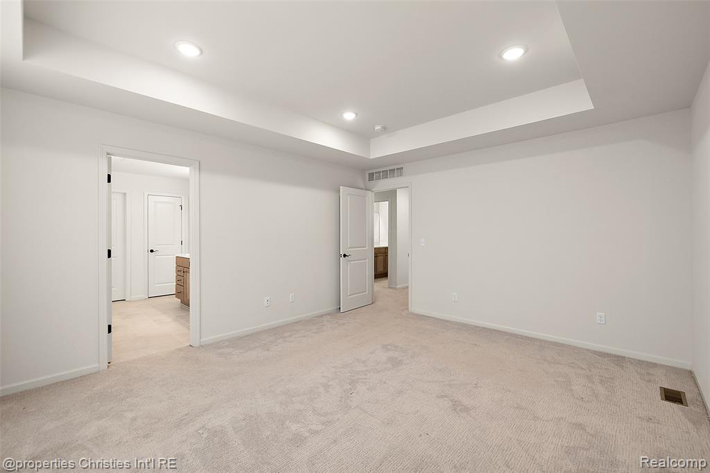 2436 Parkshore Drive, Commerce Twp, MI 48382 — Photo 29