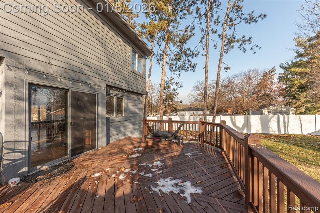 2526 Marchar Drive, Wolverine Lake, MI 48390 — Photo 8