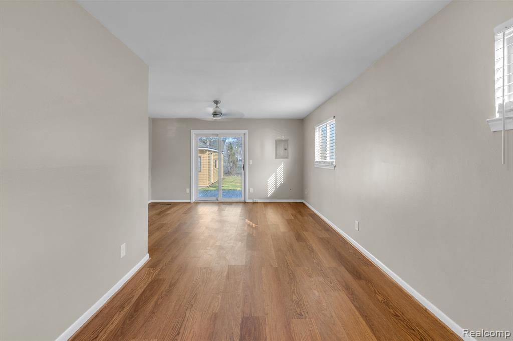4475 Ziegler Street, Dearborn Heights, MI 48125 — Photo 13