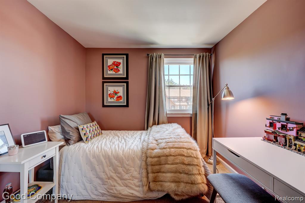 28660 LOWELL N, Southfield, MI 48076 — Photo 19