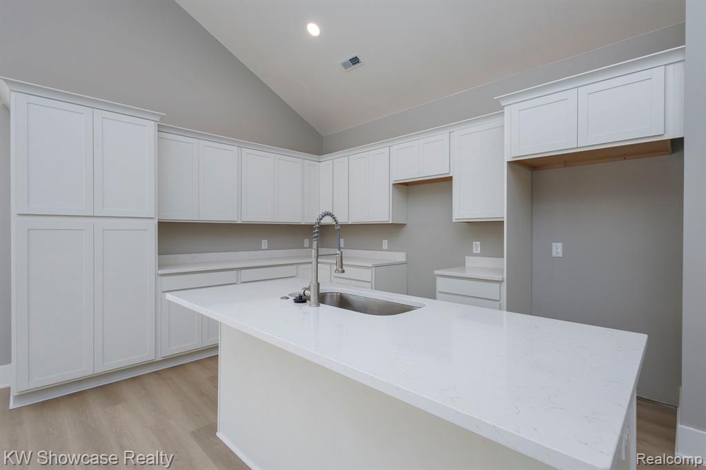 Zero-Entry, No-Steps 3BR/2BA Ranch Home Floor Plan - Walnut, Auburn Hills