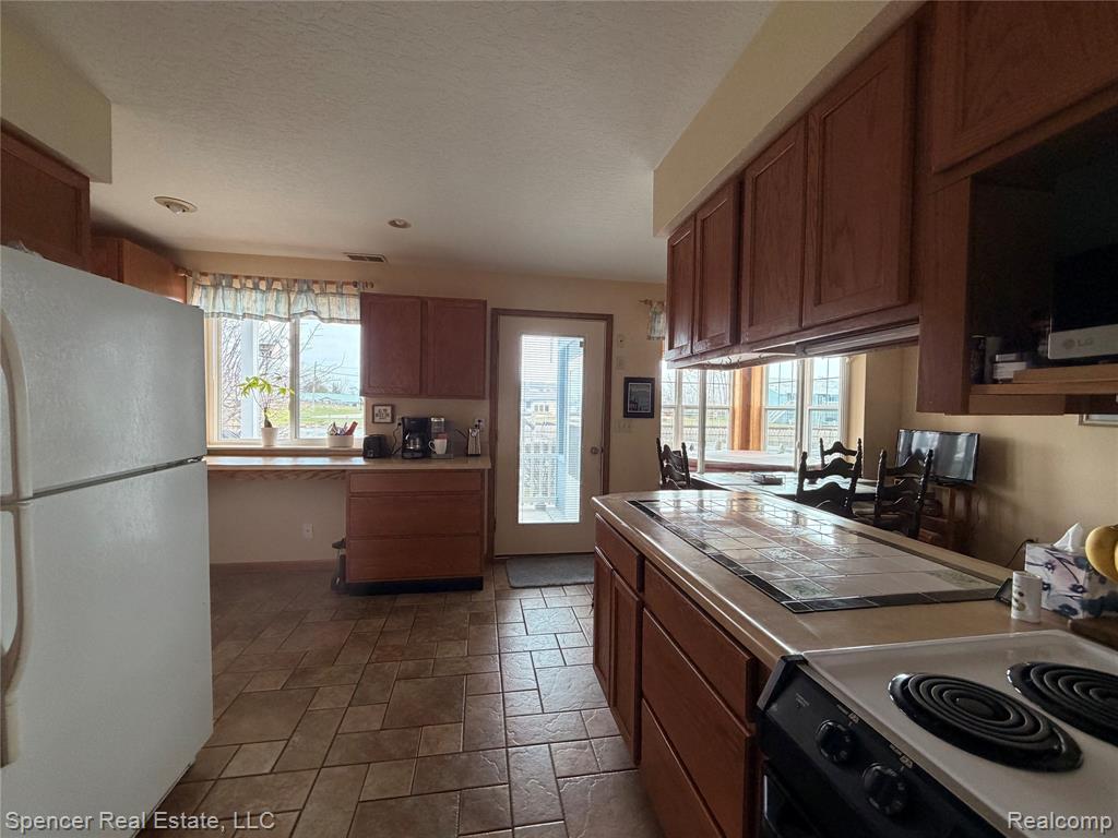 103 Harbor Street, Oscoda, MI 48750 — Photo 31