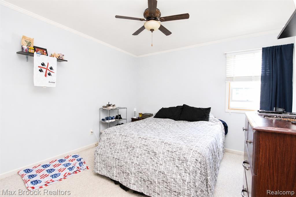8952 Cynthia Court, Commerce Twp, MI 48382 — Photo 35