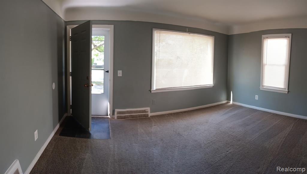 9250 PLAINVIEW, Detroit, MI 48228 — Photo 8