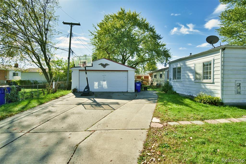 12130 Bloom Street, Detroit, MI 48212 — Photo 6