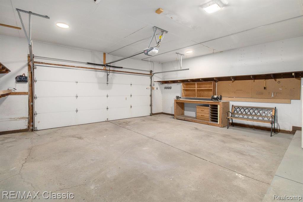 25714 BUCKMINSTER Drive, Novi, MI — Photo 28