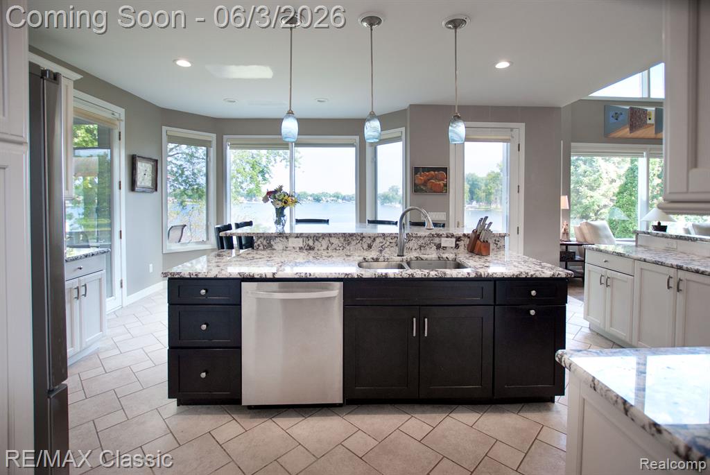826 Wolverine Drive, Wolverine Lake, MI 48390 — Photo 13