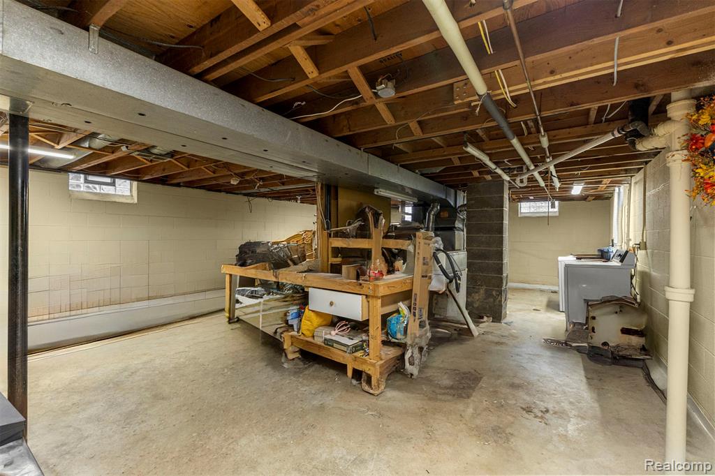 939 Stewart Avenue, Lincoln Park, MI 48146 — Photo 25