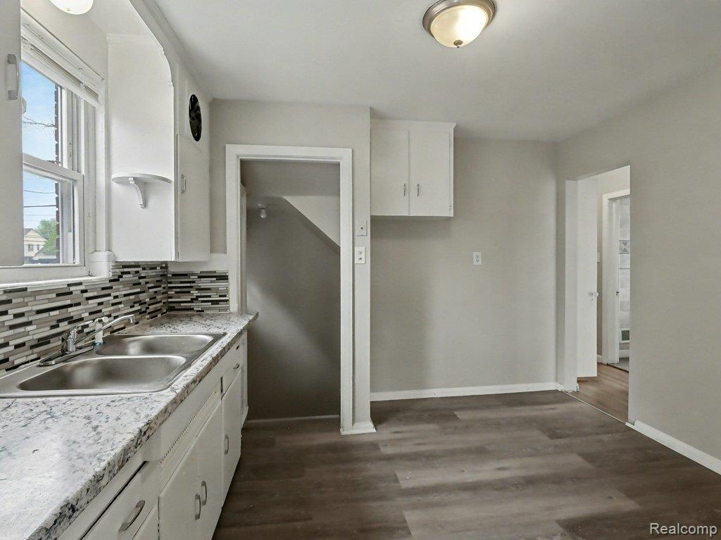 5211 Nottingham Road, Detroit, MI 48224 — Photo 15