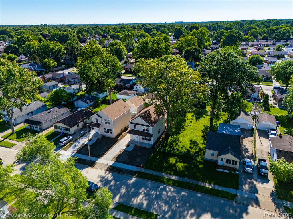 27824 Groveland Street, Madison Heights, MI 48071 — Photo 32