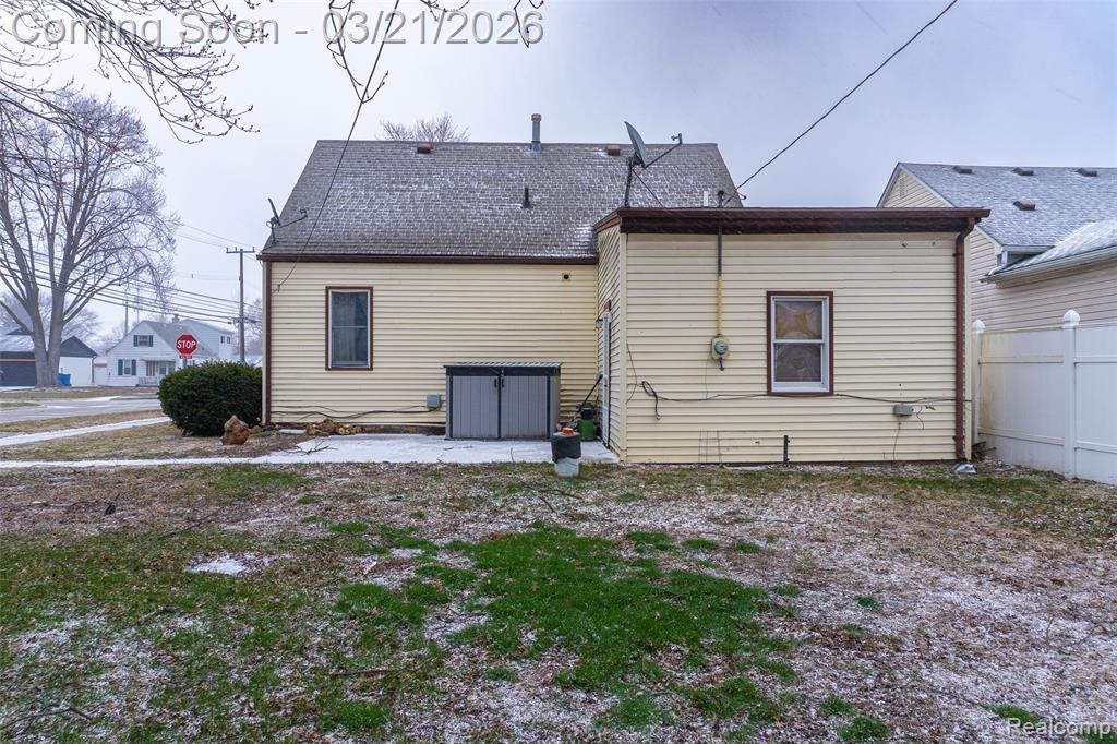 5763 N Silvery Lane, Dearborn Heights, MI 48127 — Photo 39