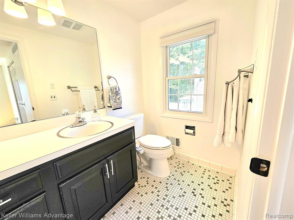 5962 TROTTER Lane, West Bloomfield, MI — Photo 21
