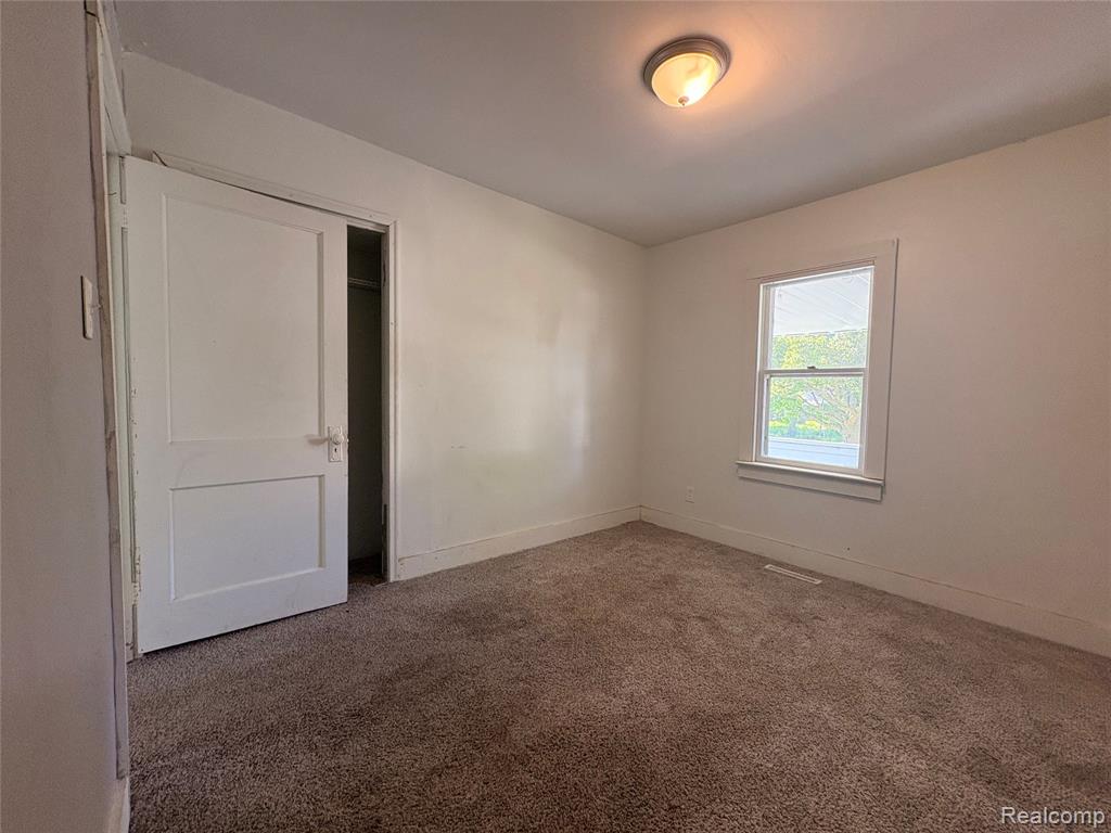 814 Alvord Avenue, Flint, MI 48507 — Photo 3