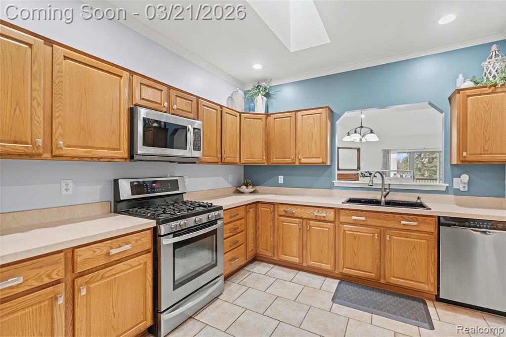 9247 Copper Ridge Drive, Davison, MI 48423 — Photo 12