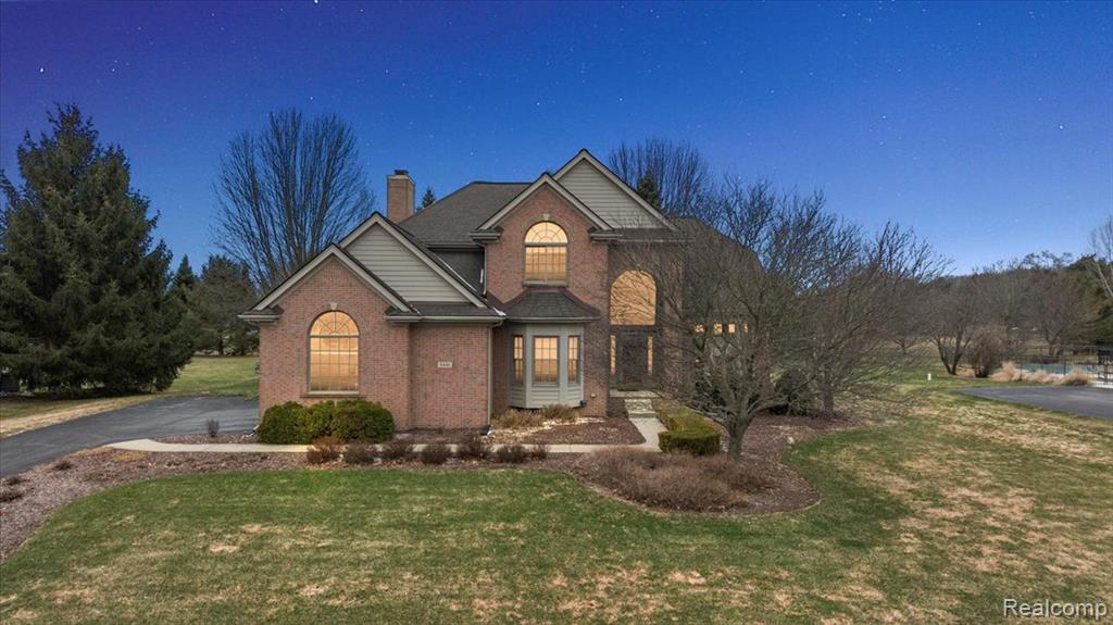 8446 S Shore Drive, Clarkston, MI 48348 — front exterior