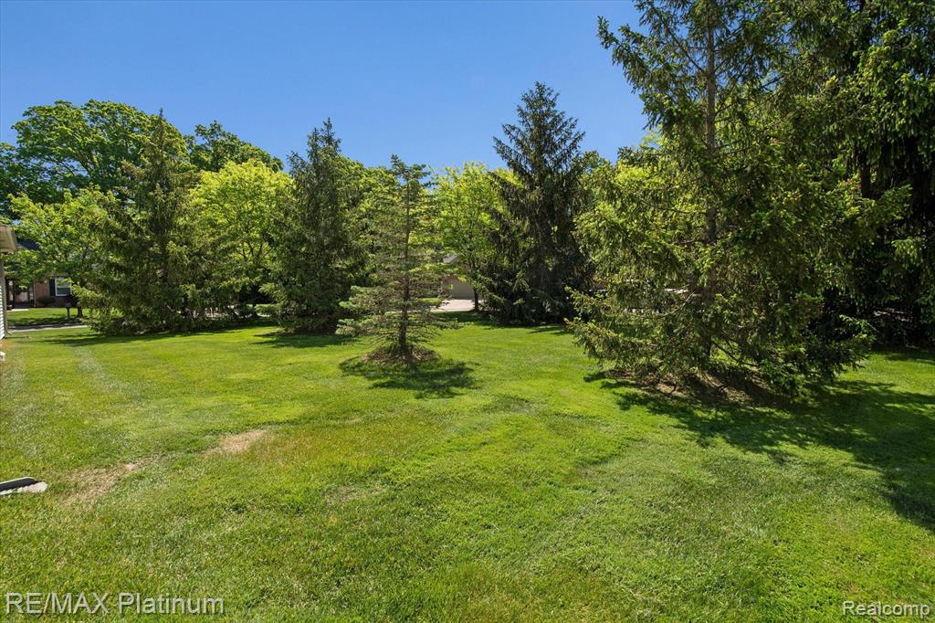 3420 Dewdrop Lane, Howell, MI 48843 — Photo 32
