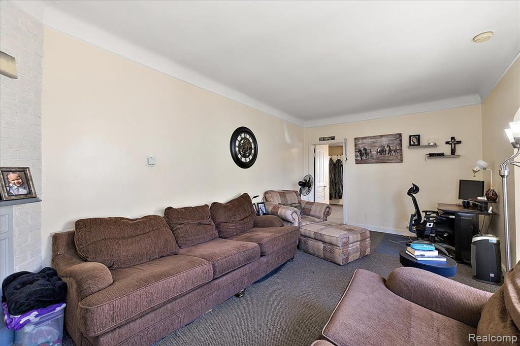 16 S NORTH SHORE Drive, Lake Orion, MI 48362 — Photo 52