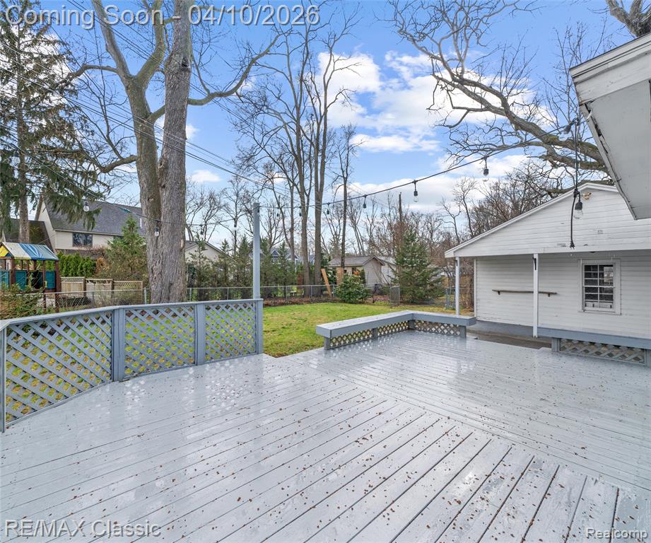 9083 Pittsfield Street, Commerce Twp, MI 48382 — Photo 33
