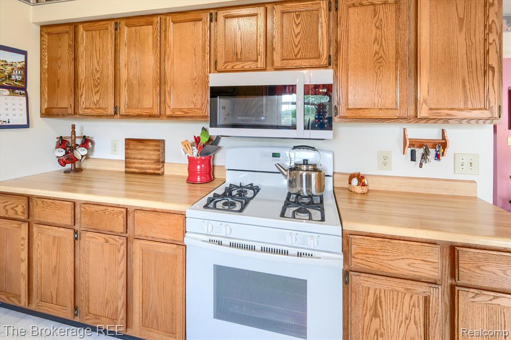 6499 Meisner Road, China, MI — Photo 15