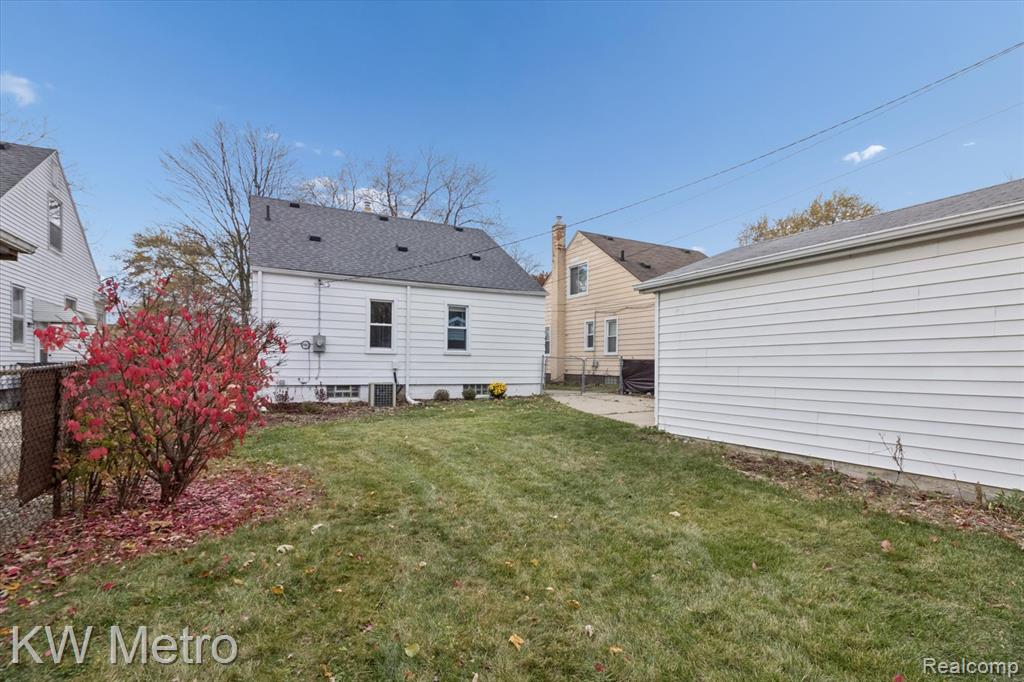 4116 Gardner Avenue, Berkley, MI 48072 — Photo 42