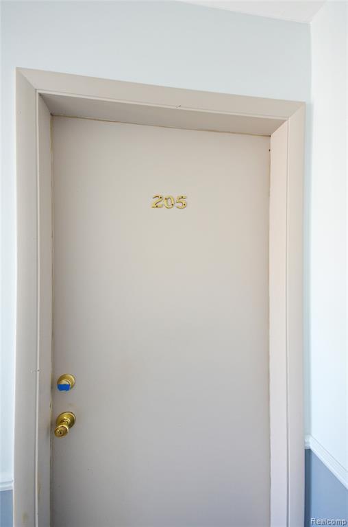 43298 Mound Road, 40, Sterling Heights, MI 48314 — Photo 2