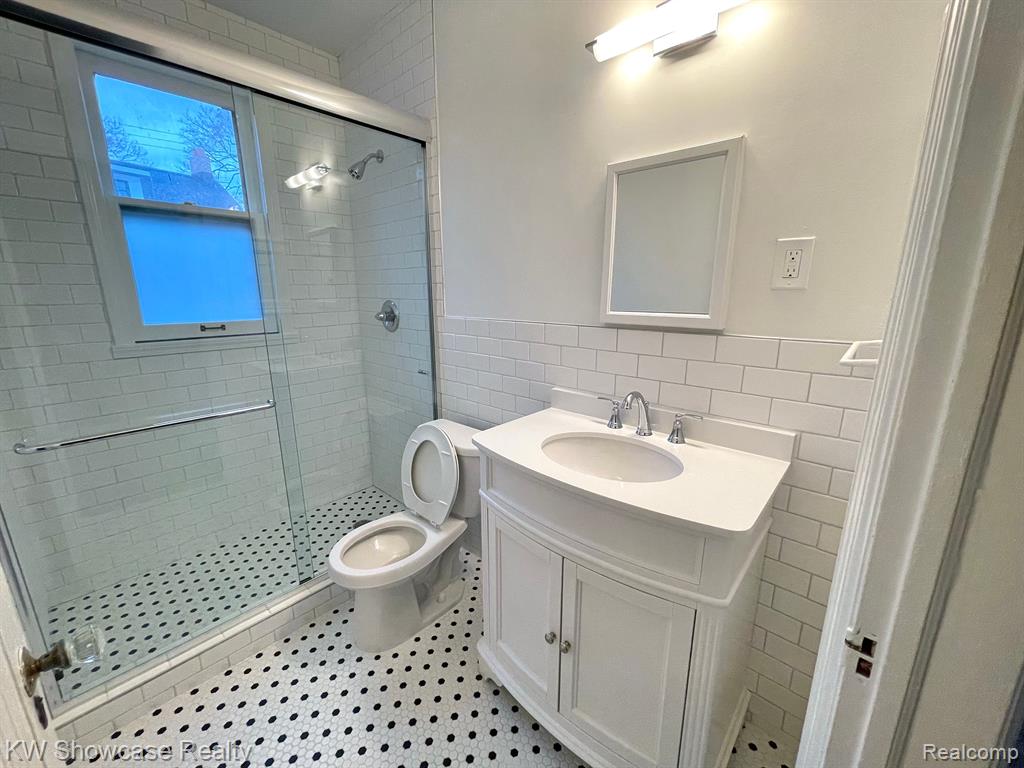 665 BLOOMFIELD, Birmingham, MI 48009 — Photo 9