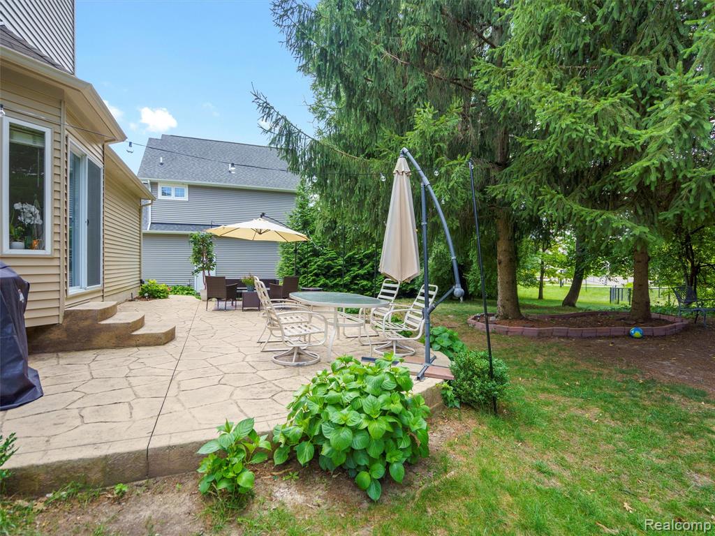 428 Newton Court, Lake Orion, MI 48362 — Photo 39