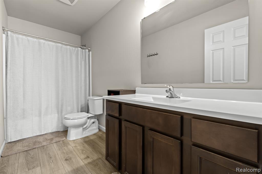 42884 FREDERICK, Van Buren, MI 48111 — Photo 20