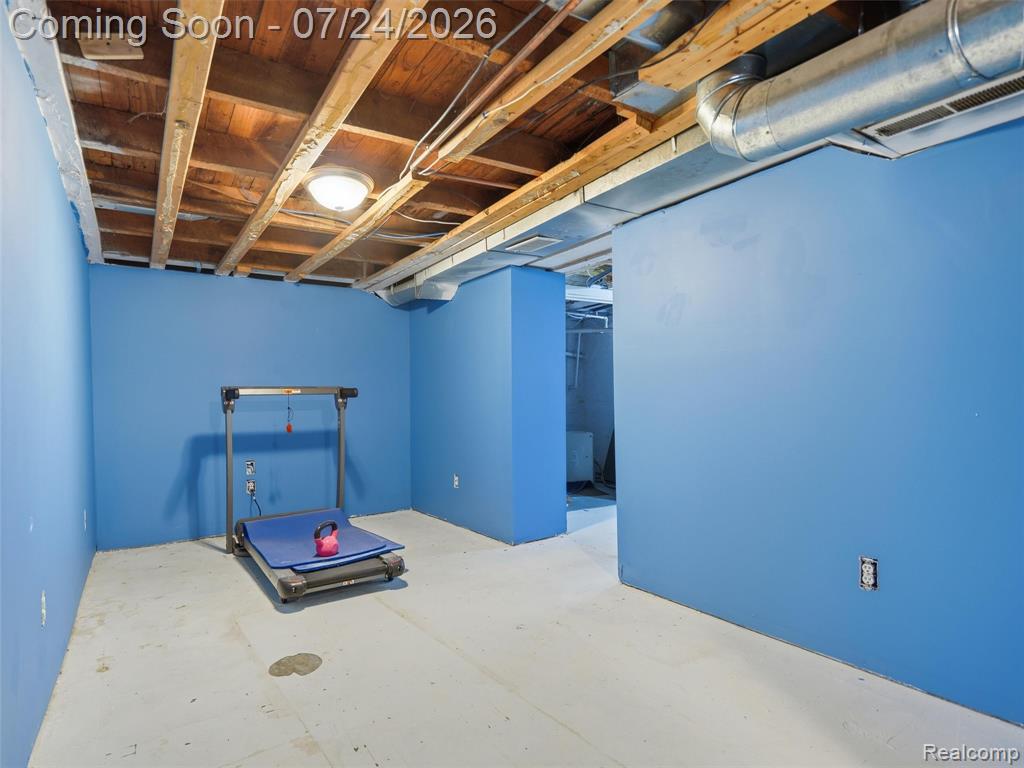 890 E Grand Boulevard, Ypsilanti, MI 48198 — Photo 23