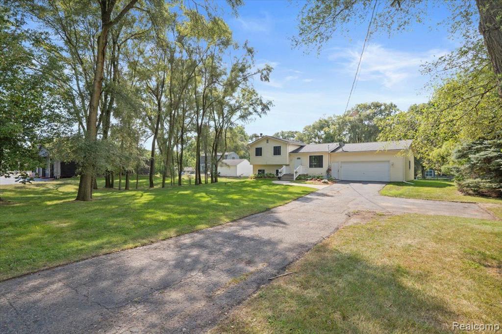 4525 CLINTONVILLE Road, Clarkston, MI — Photo 7