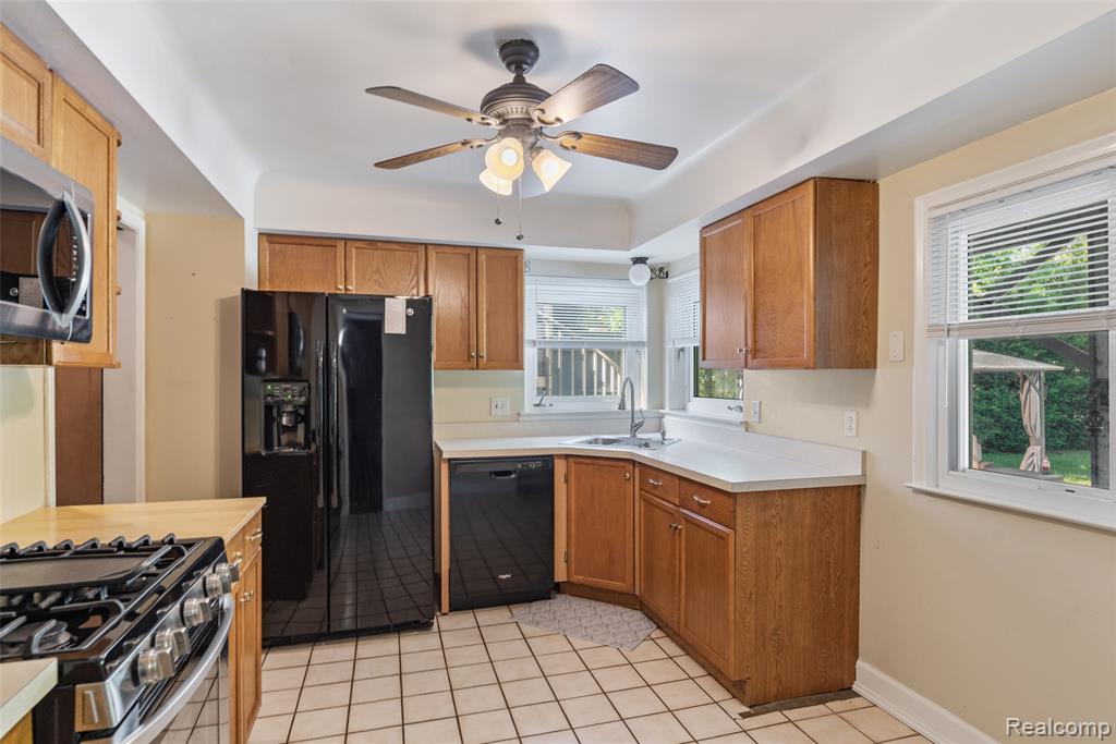 13993 Garfield, Redford, MI 48239 — Photo 16