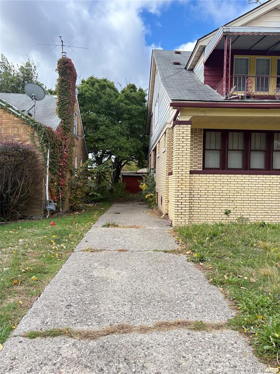 5235 Chalmers Street E, Detroit, MI 48213 — Photo 2