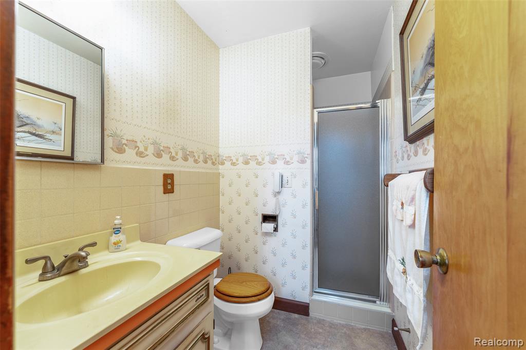 6767 Sharpe Road, Fowlerville, MI 48836 — Photo 16