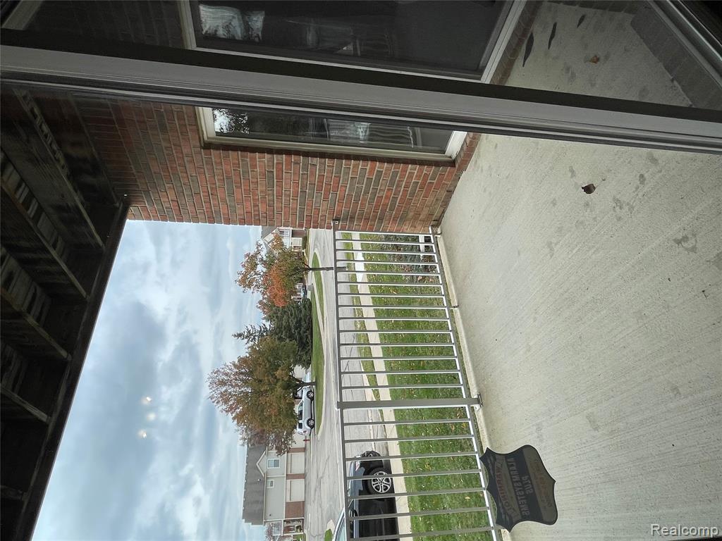 1852 Flagstone Circle, Rochester, MI 48307 — Photo 10