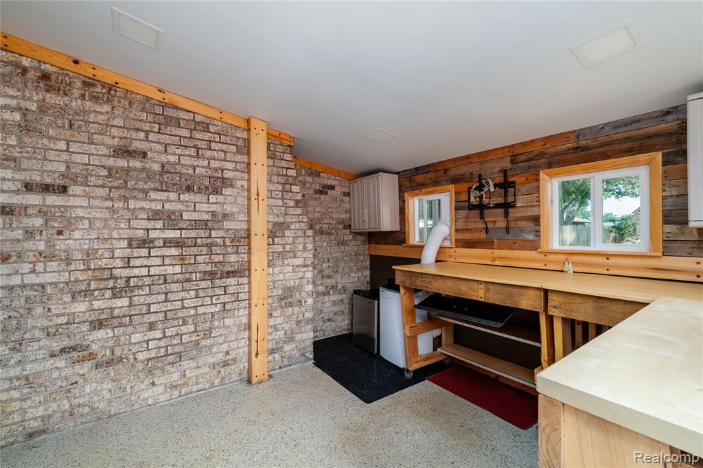 44114 Somerset Square, Canton, MI 48187 — Photo 41