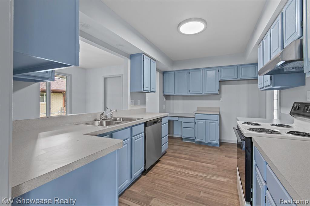 43351 ASPEN Drive, Sterling Heights, MI 48313 — Photo 10