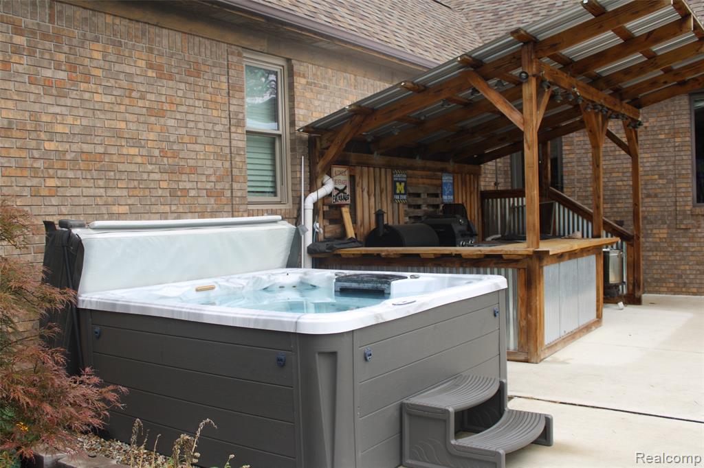 30500 Ostreich Rd Road, Rockwood, MI — Photo 44