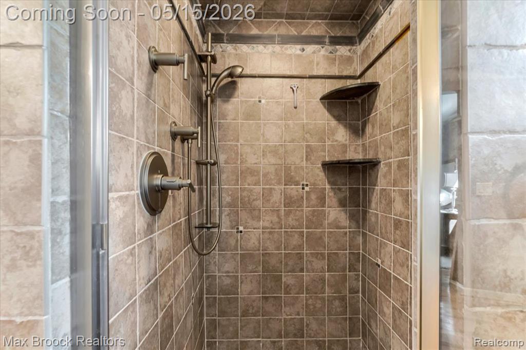 5939 Dunmore Drive, West Bloomfield, MI — Photo 23