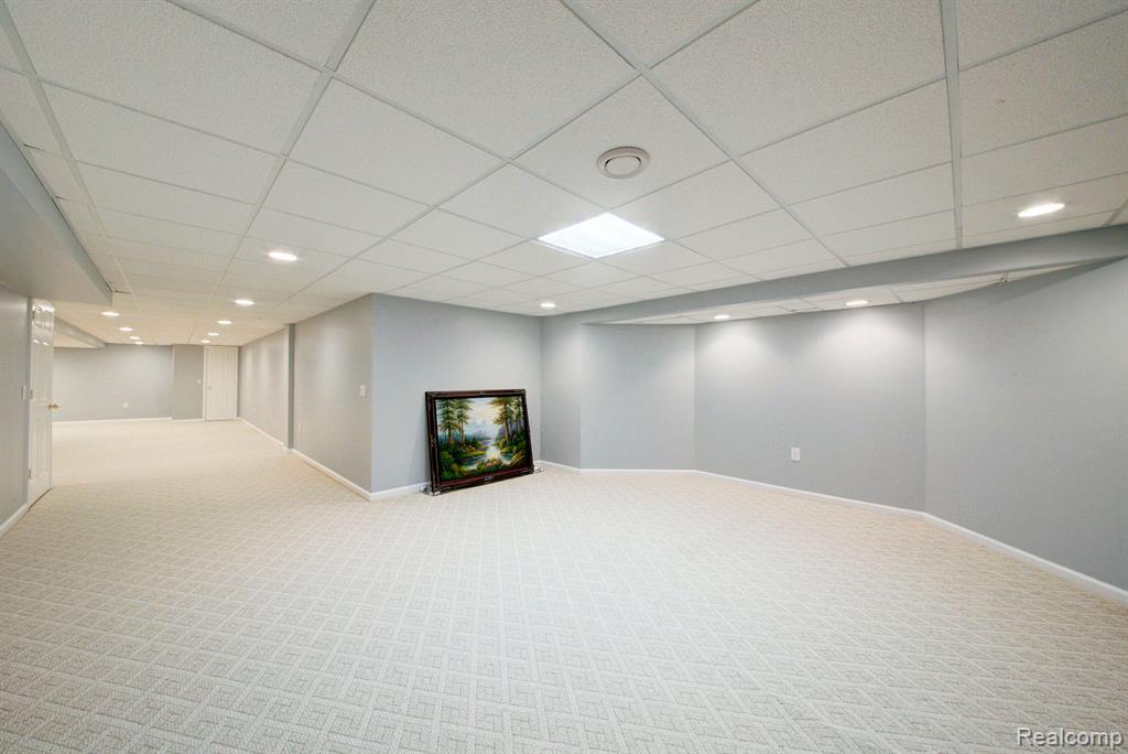 49169 Founders Court, Canton, MI 48187 — Photo 46