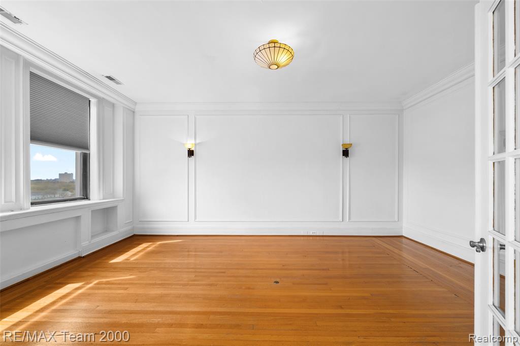2900 E Jefferson Avenue, 61-C8, Detroit, MI 48207 — Photo 34