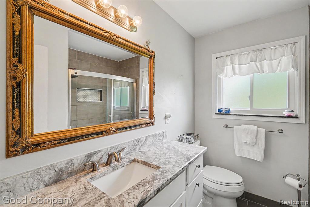 8173 Gerhardt Street, Utica, MI 48317 — Photo 18