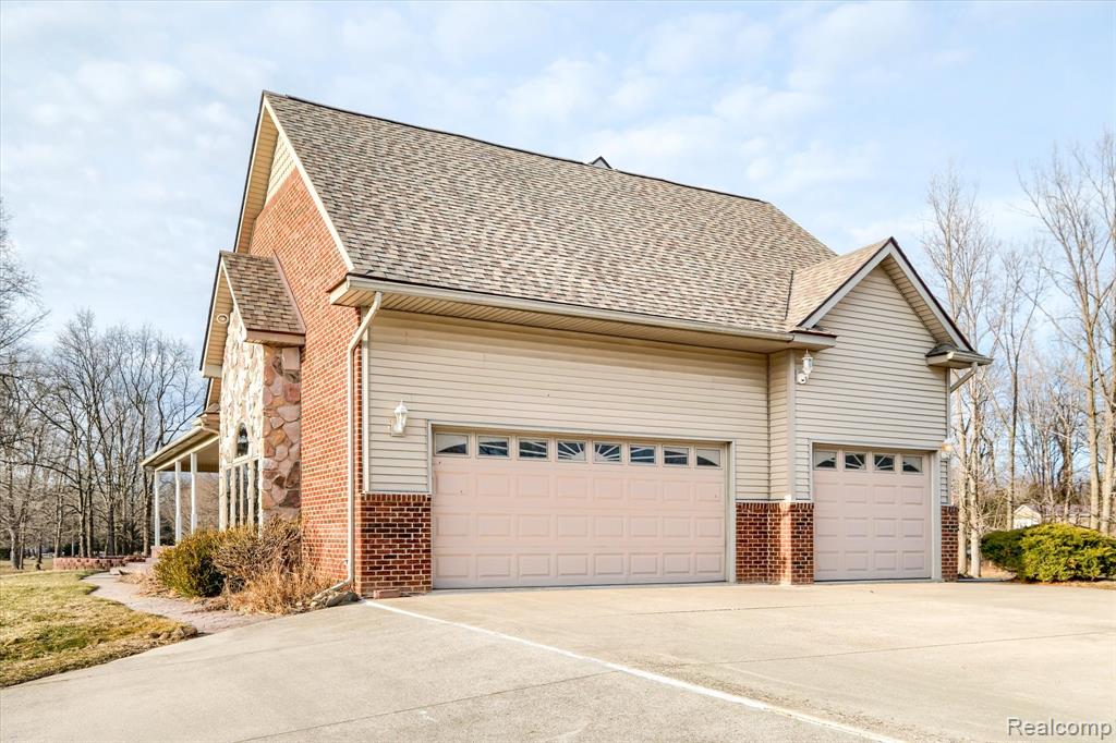 845 Oak Tree Lane, Lapeer, MI 48446 — Photo 53