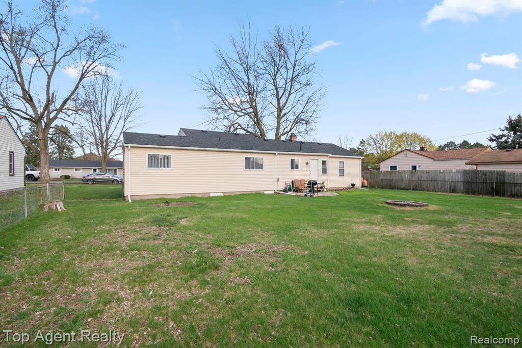 46059 Huling Street, Shelby Twp, MI 48317 — Photo 34