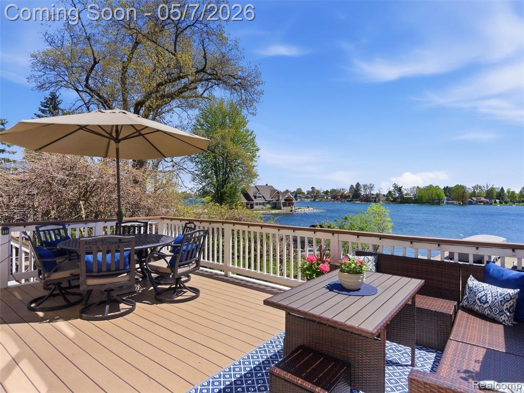 13435 Lake Shore Drive, Fenton, MI 48430 — Photo 34