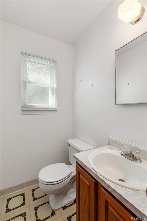 8625 BROUGHAM Drive, Sterling Heights, MI 48312 — Photo 13
