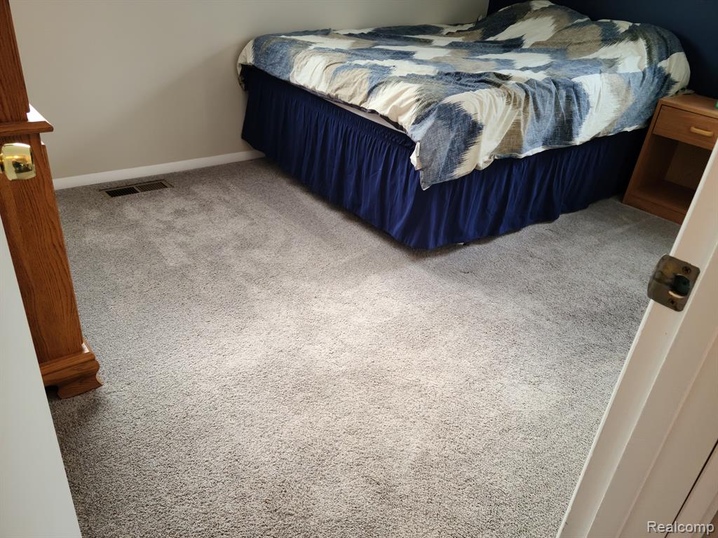 9242 PANAMA Avenue, Ypsilanti, MI 48198 — Photo 44