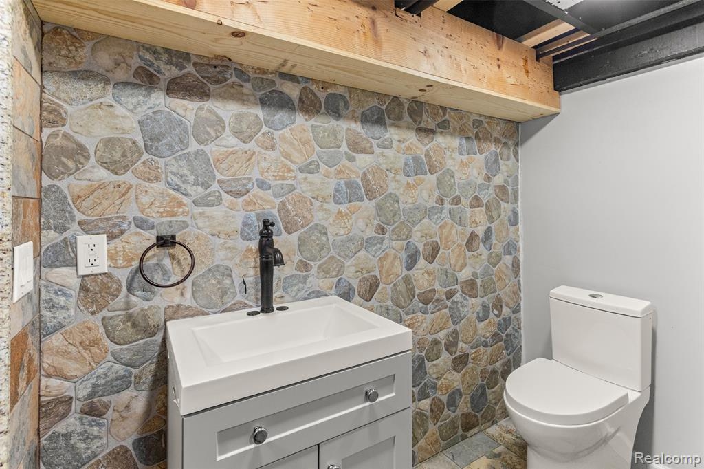 5908 Kinmore Street, Dearborn Heights, MI 48127 — Photo 47