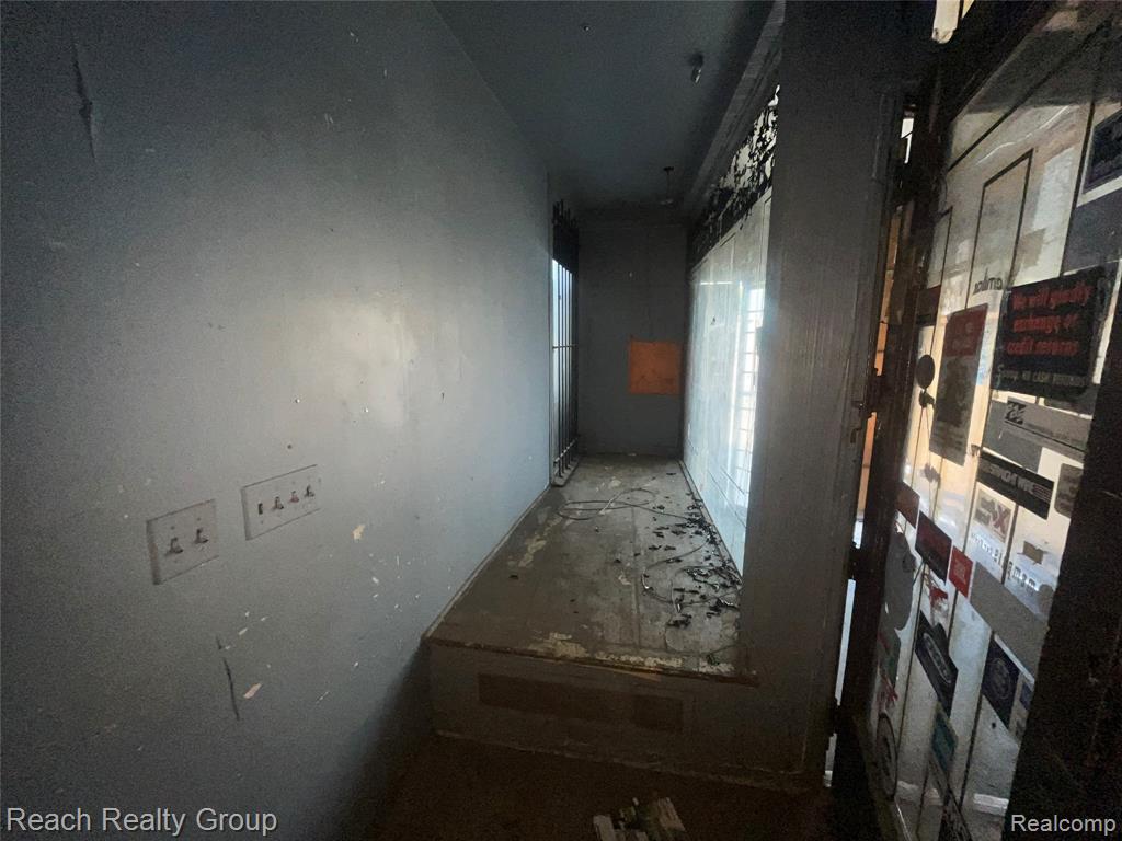 21603 Grand River Avenue, Detroit, MI 48219 — Photo 11