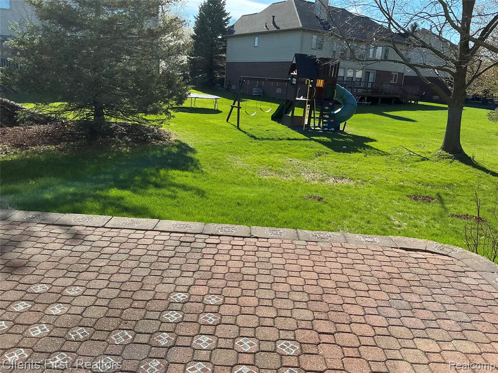 41074 Scarborough Lane, Novi, MI — Photo 13