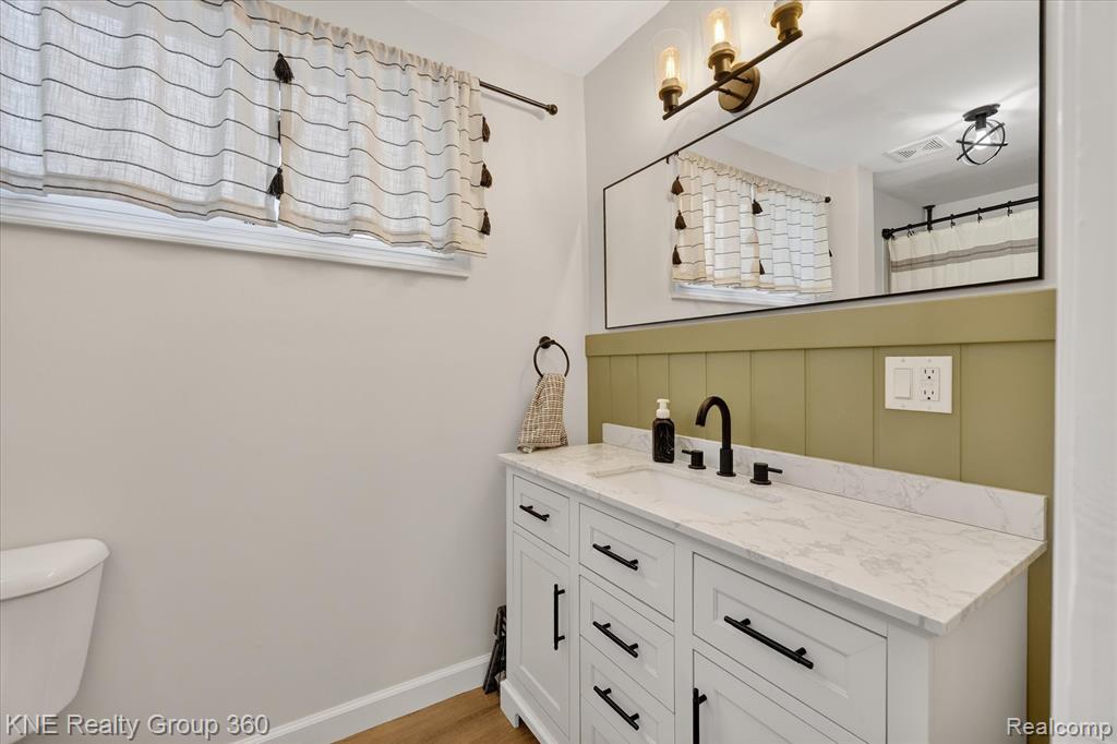 622 Factory Street, Howell, MI 48843 — Photo 32